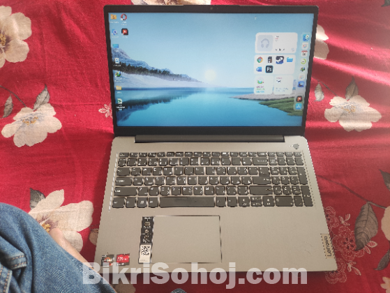 Ryzen 3 Laptop 8GB RAM 512GB SSD Fresh Condition